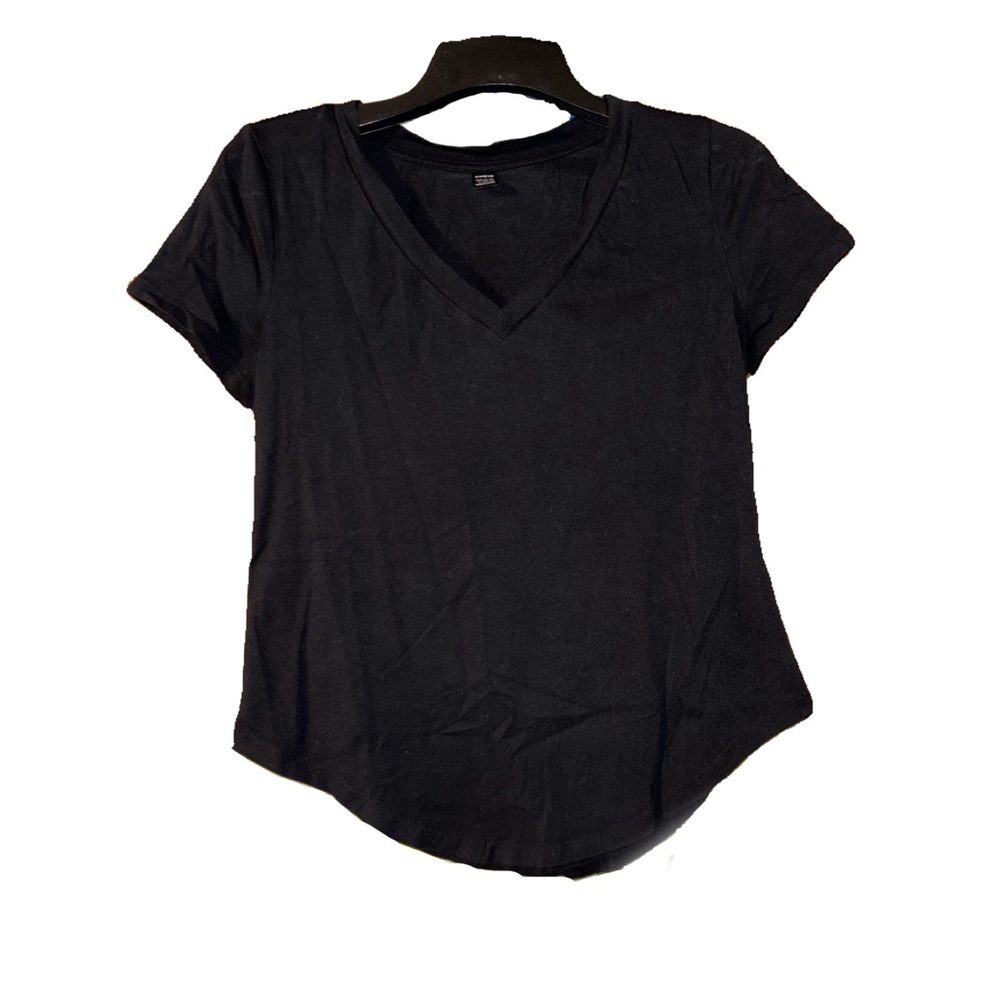 Black Tee